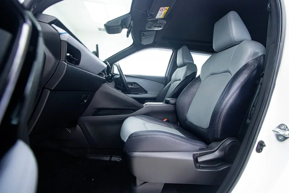 2025 Toyota Yaris Cross AC200 2
