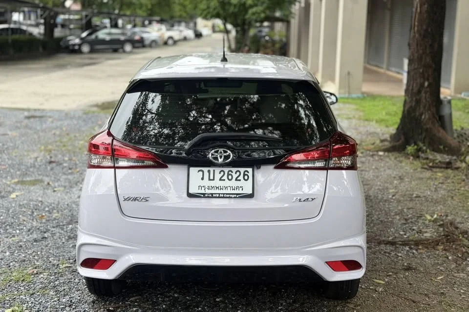 2021 Toyota Yaris III 2