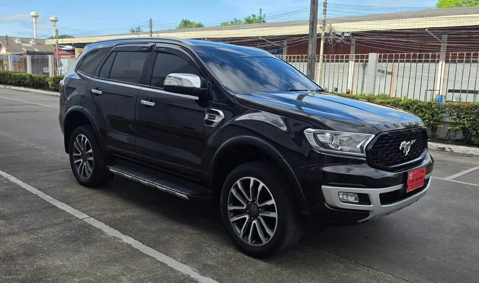 2019 Ford Everest II 3