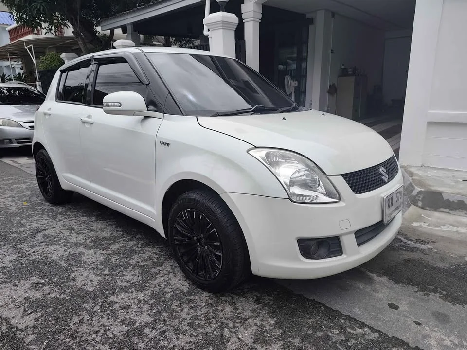 2011 Suzuki Swift I 2