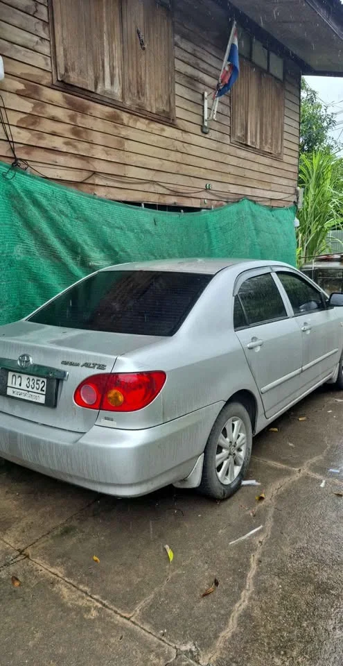 2001 Toyota Corolla Altis IX (E120) 3