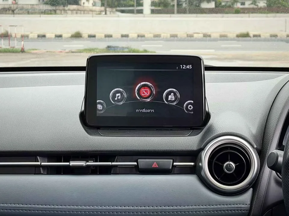 2021 Mazda 2 III 3