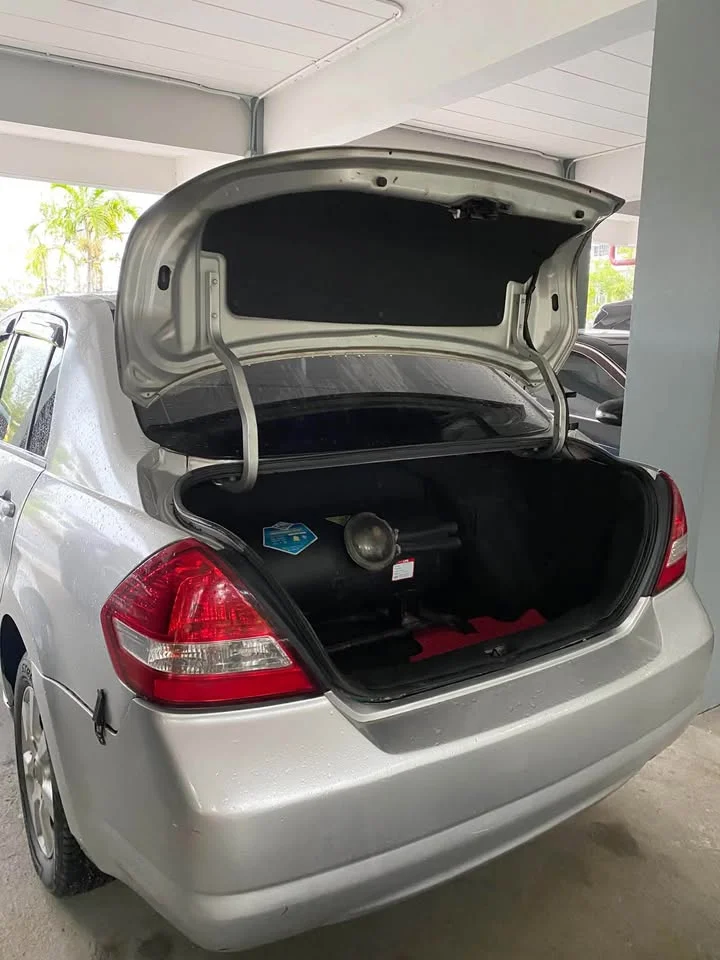 2011 Nissan Tiida I (C11) 3