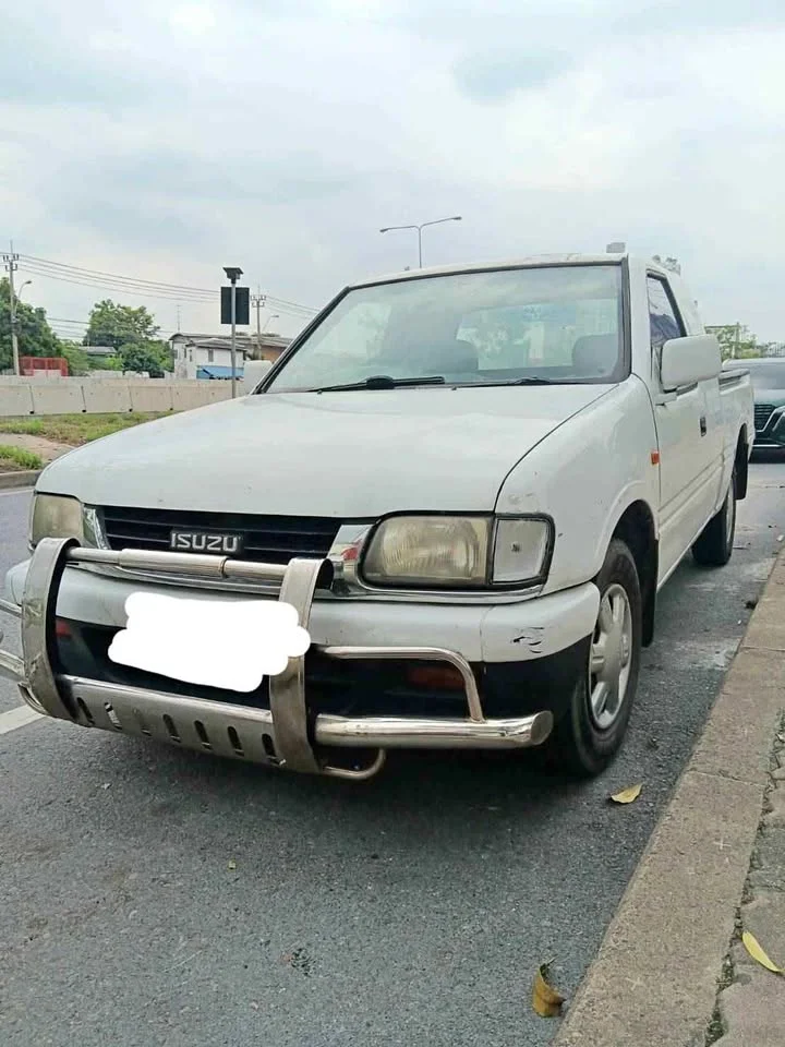 2000 Isuzu Faster Dragon Eyes III 2