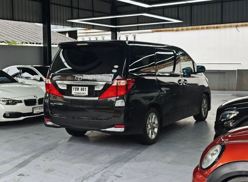 2010 Toyota Alphard, Vellfire II (AH20) 3
