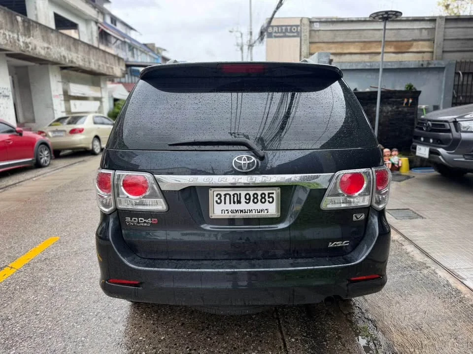 2013 Toyota Fortuner I 2