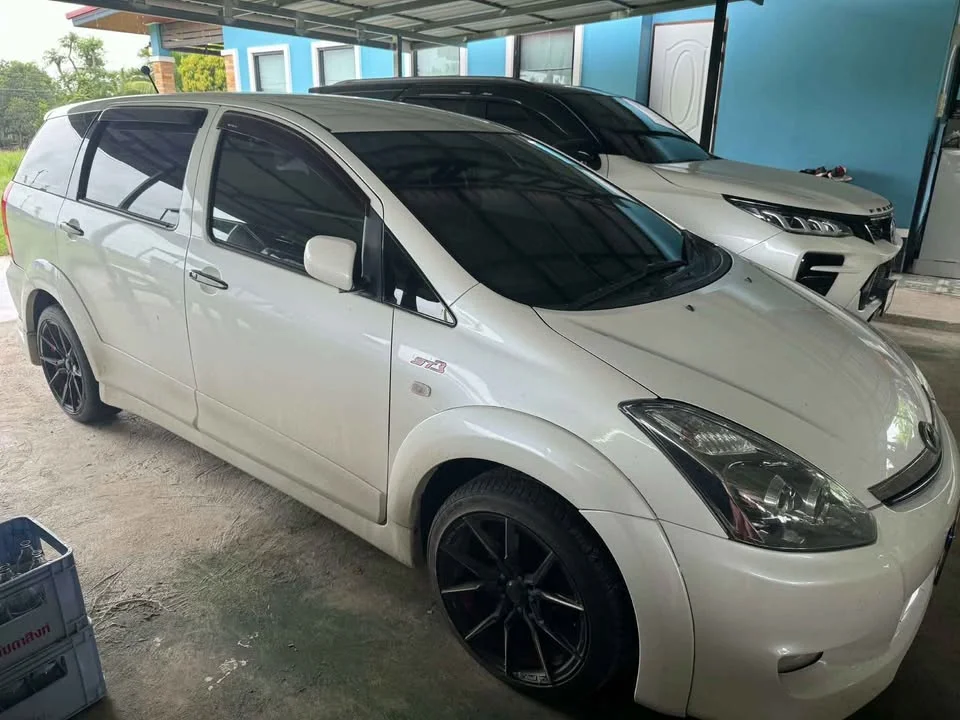 2008 Toyota Wish I 2