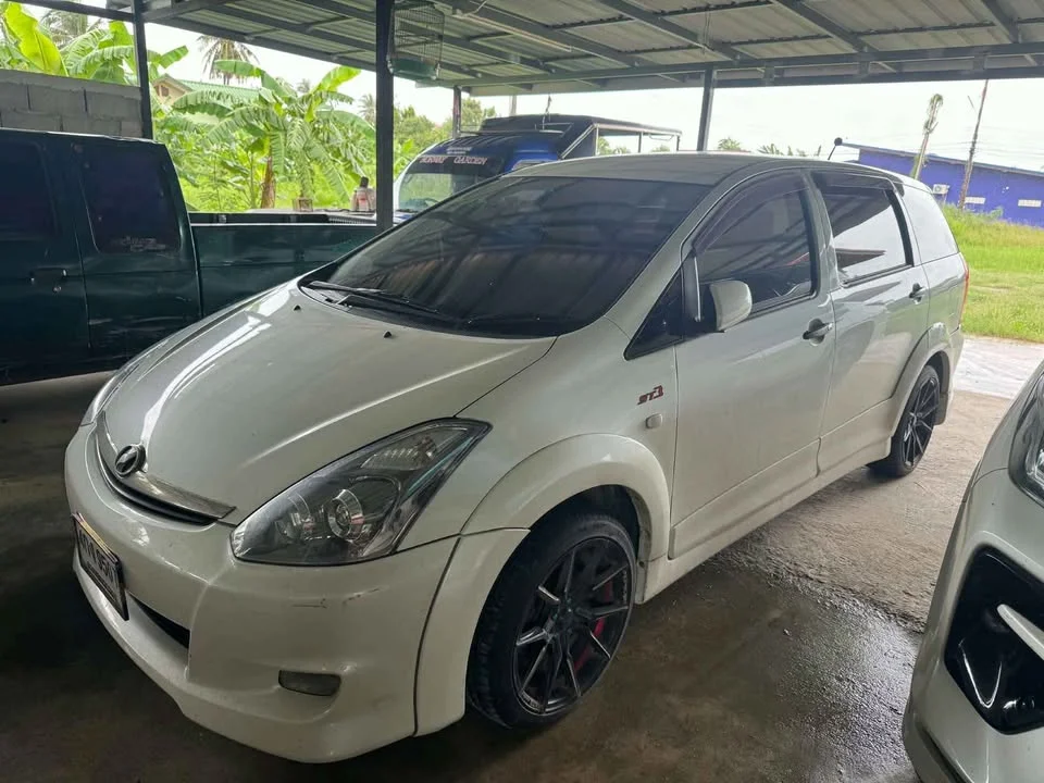 2008 Toyota Wish I 3