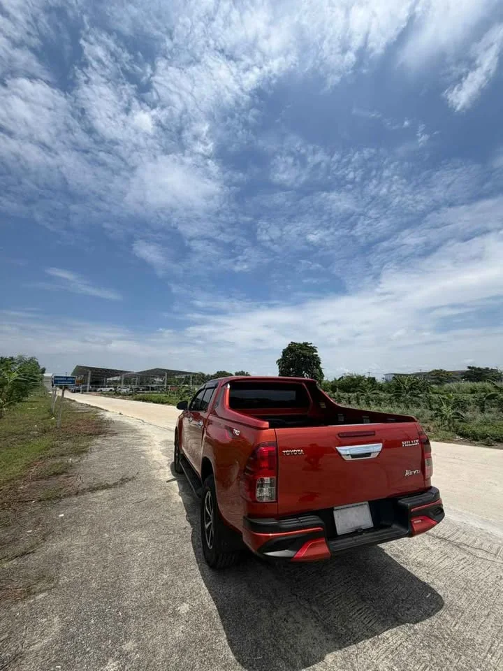 2016 Toyota Hilux VIII 3
