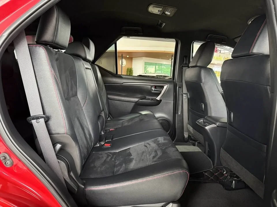 2022 Toyota Fortuner II 2