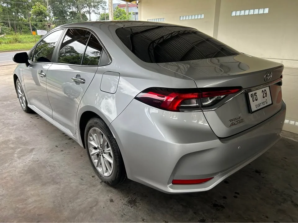 2020 Toyota Corolla Altis XII (E210) 3