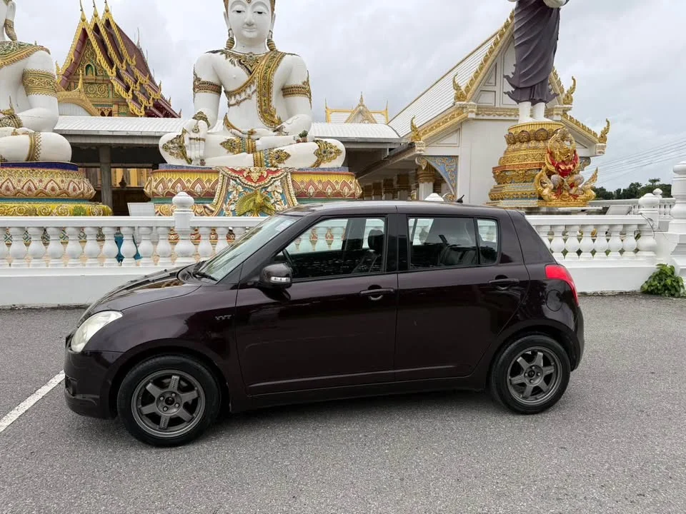 2010 Suzuki Swift I 3