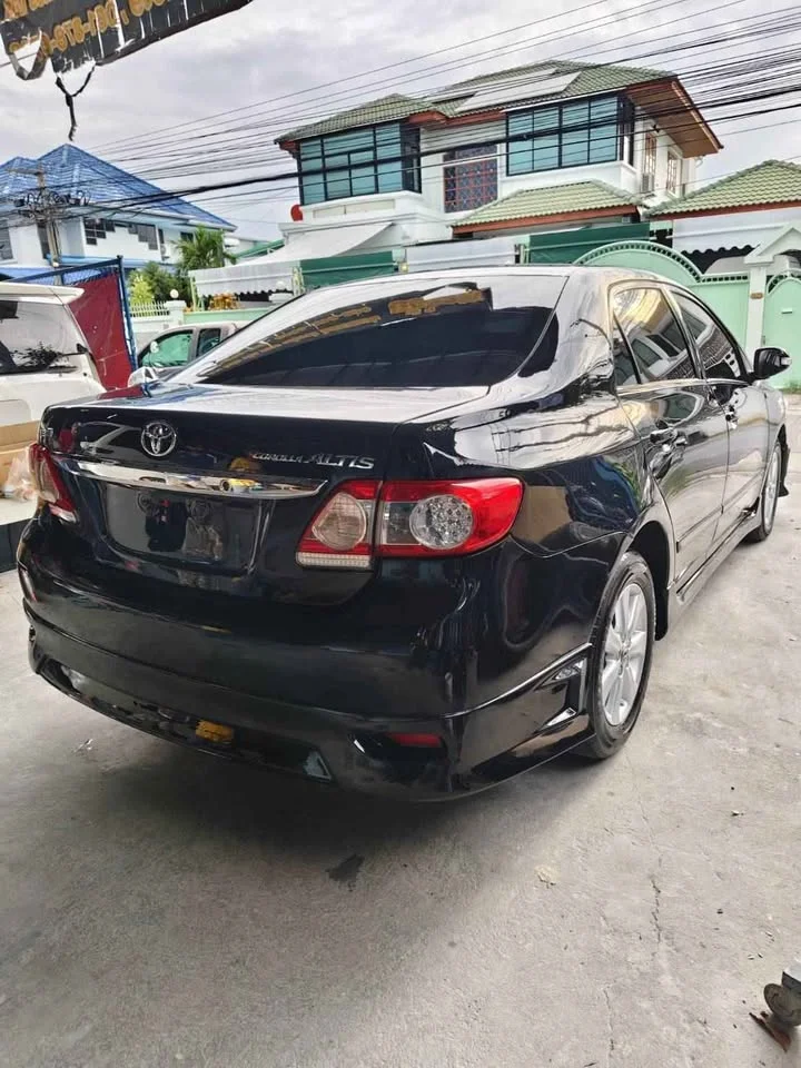 2013 Toyota Corolla Altis X (E140) 2