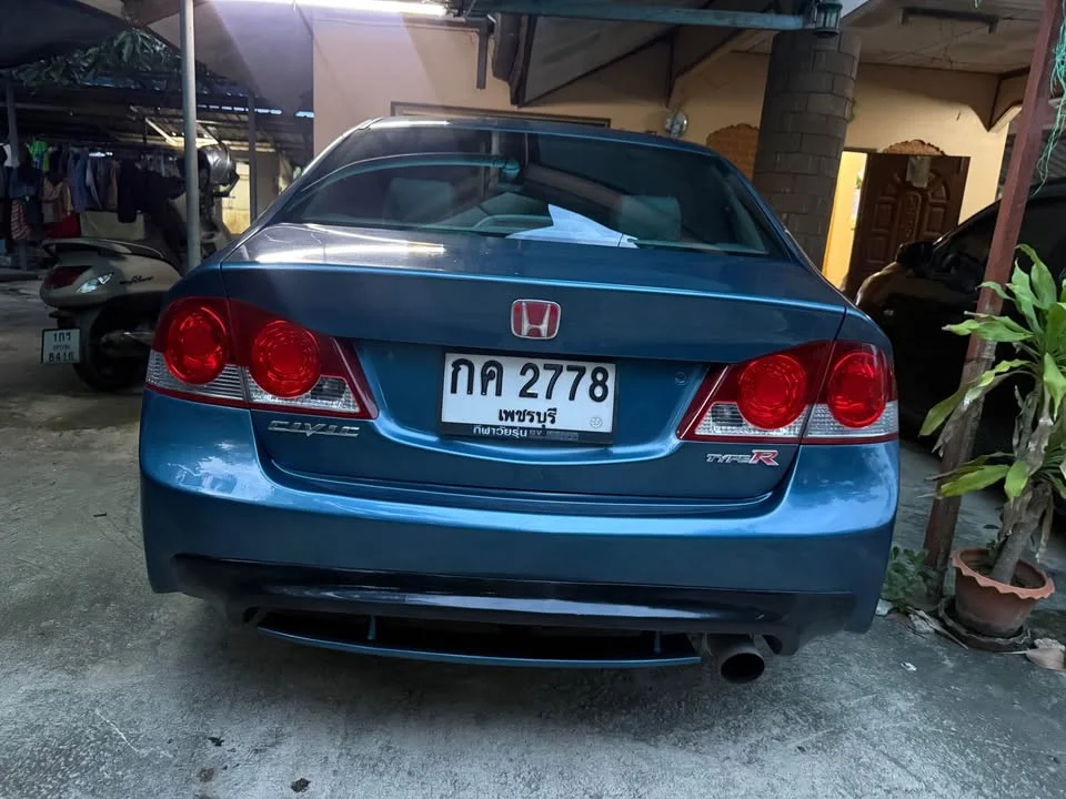 2005 Honda Civic VIII 3
