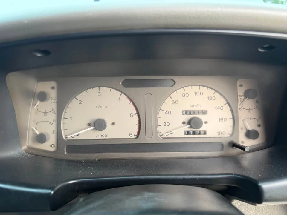 2001 Isuzu Faster Dragon Eyes III 3
