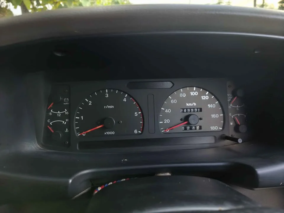 2000 Isuzu Faster Dragon Eyes III 3