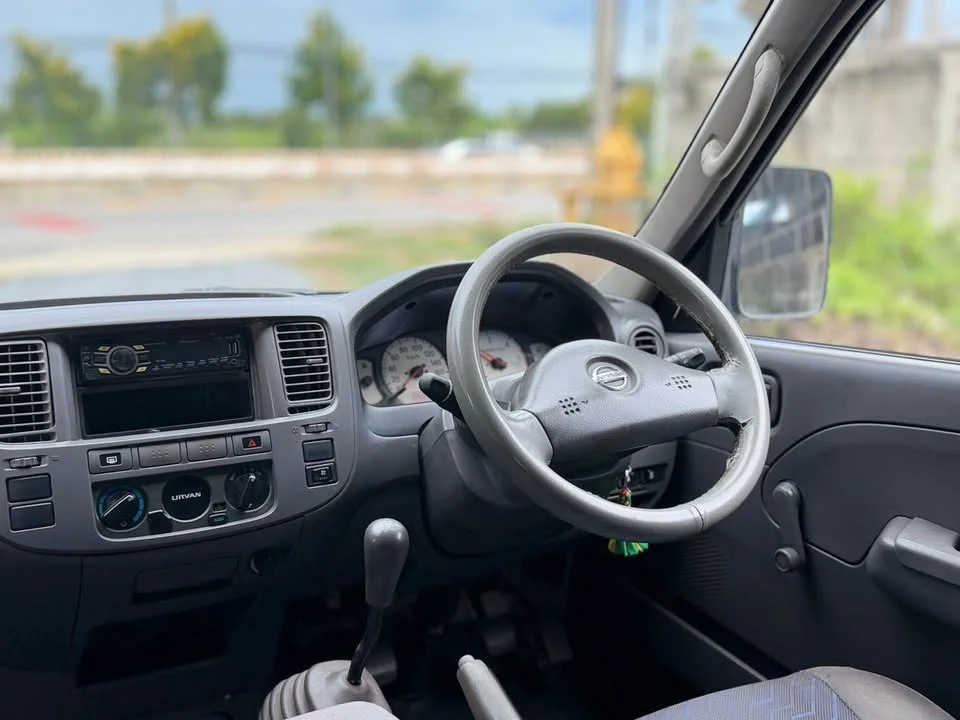 2005 Nissan Urvan V (E25) 2