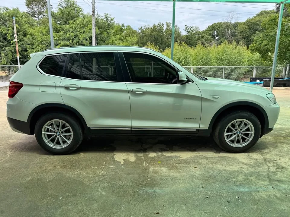 2011 BMW X3 F25 2