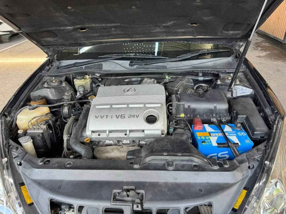 2004 Lexus ES IV 2