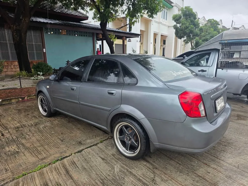 Chevrolet Optra 2