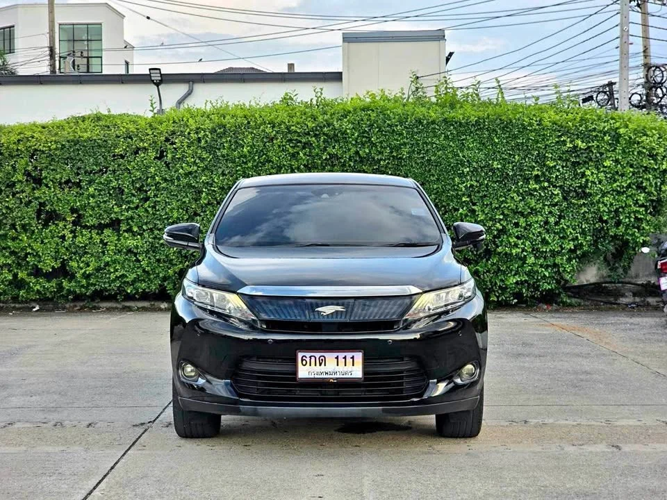 2014 Toyota Harrier III 2