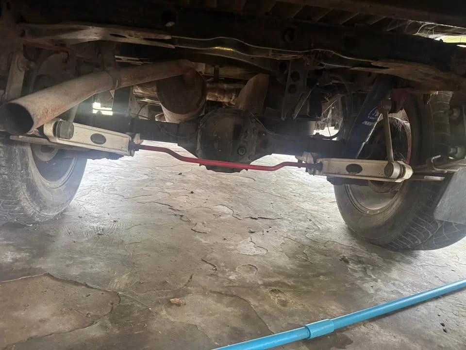 2003 Nissan Frontier I 3