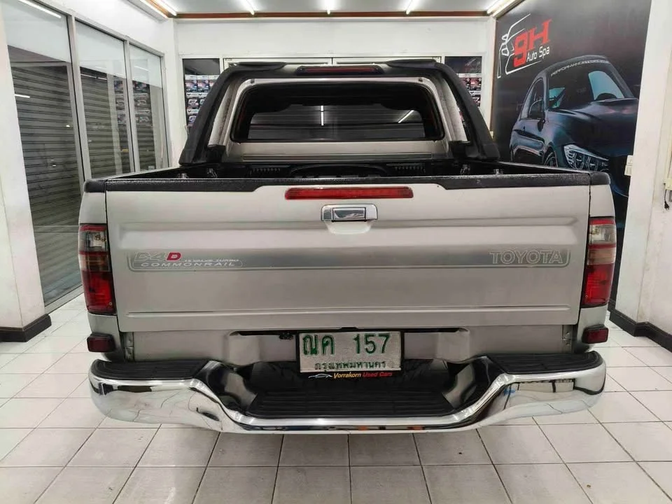 2003 Toyota Hilux Tiger VI 2
