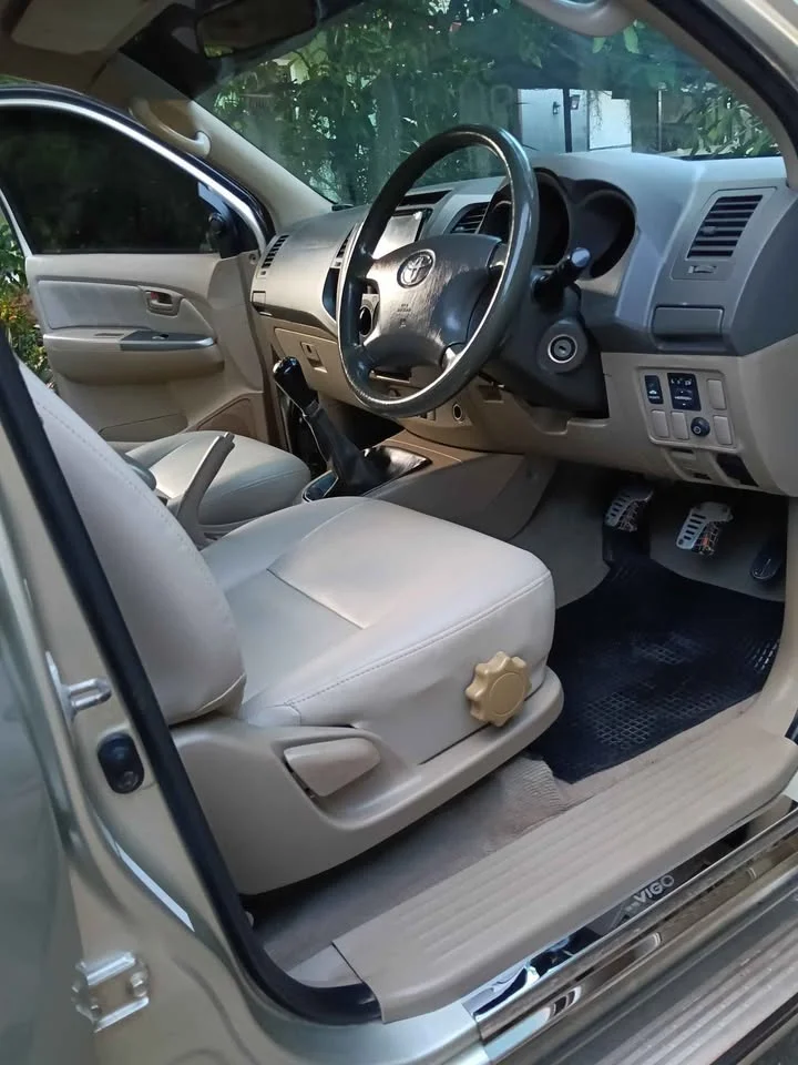 2010 Toyota Hilux VII 3
