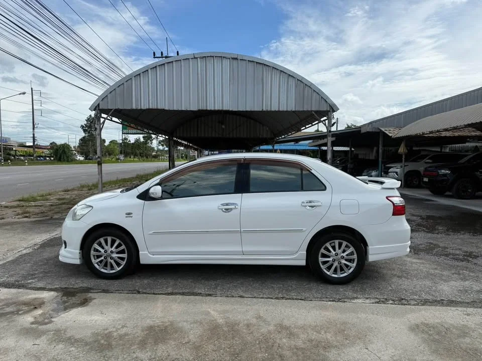 2010 Toyota Vios II 2