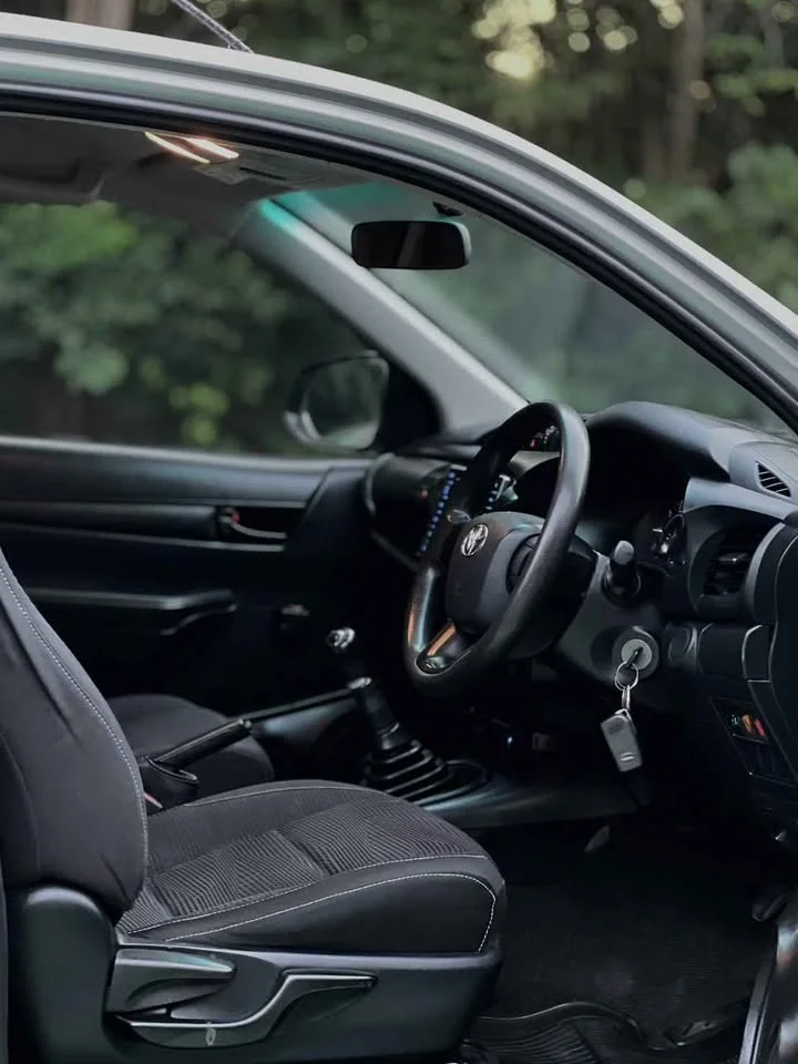 2015 Toyota Hilux VIII 3