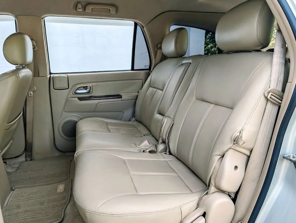 2007 Isuzu MU-7 2