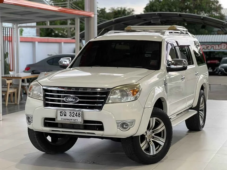 2011 Ford Everest I 2