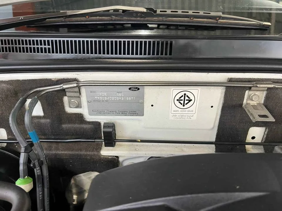 2011 Ford Everest I 3
