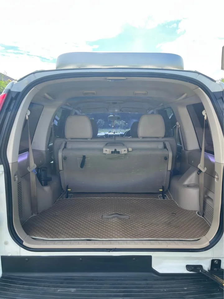 2010 Ford Everest I 2