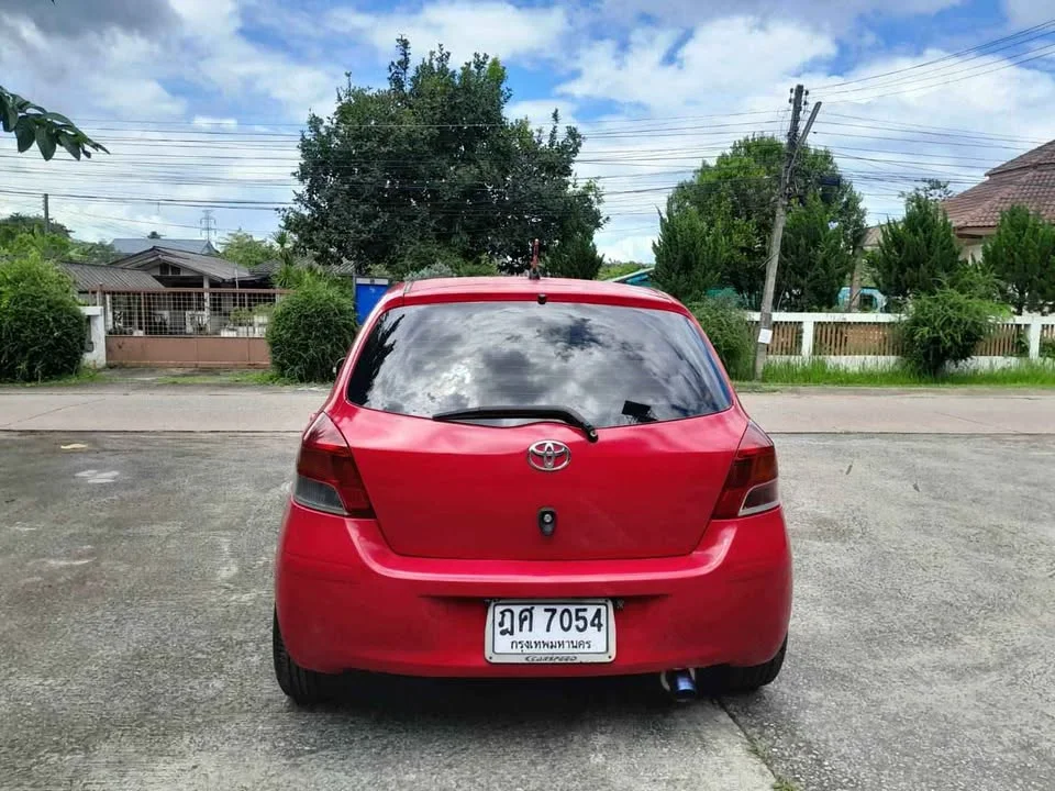 2010 Toyota Yaris II 3