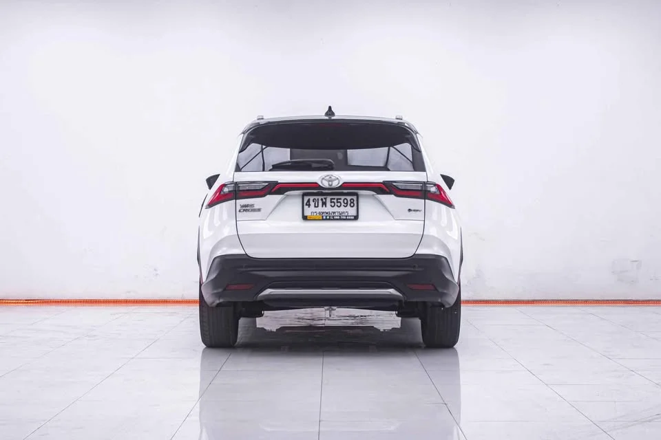 2023 Toyota Yaris Cross AC200 2