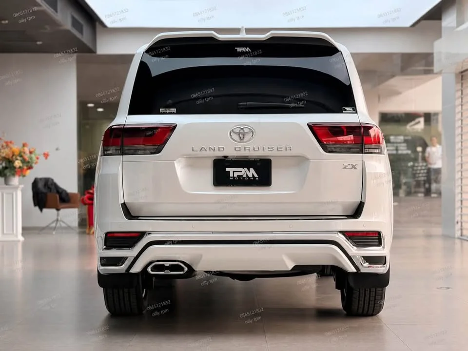 2026 Toyota Land Cruiser J300 2
