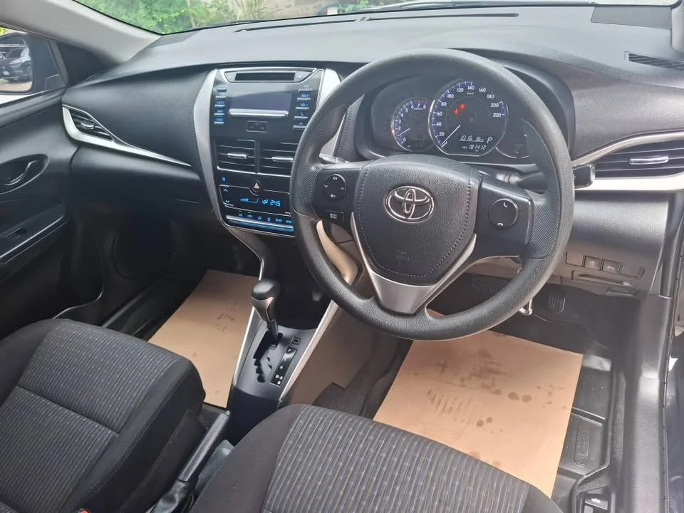 2018 Toyota Yaris ATIV III 3