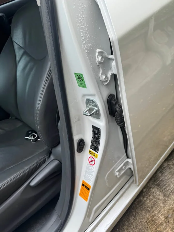 2011 Toyota Prius III 3