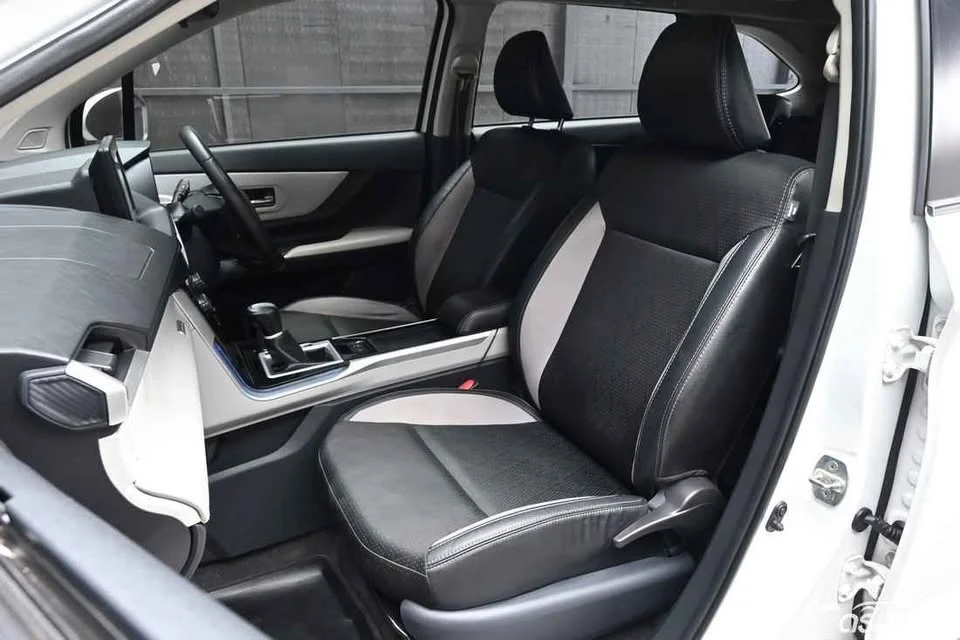 2022 Toyota Veloz III 2