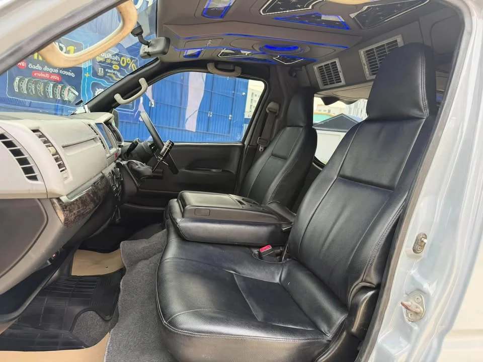 2005 Toyota HiAce V (H200) 3