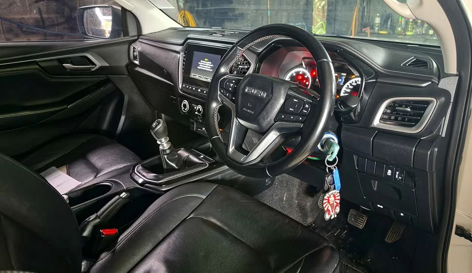 2020 Isuzu D-Max III (RG) 3