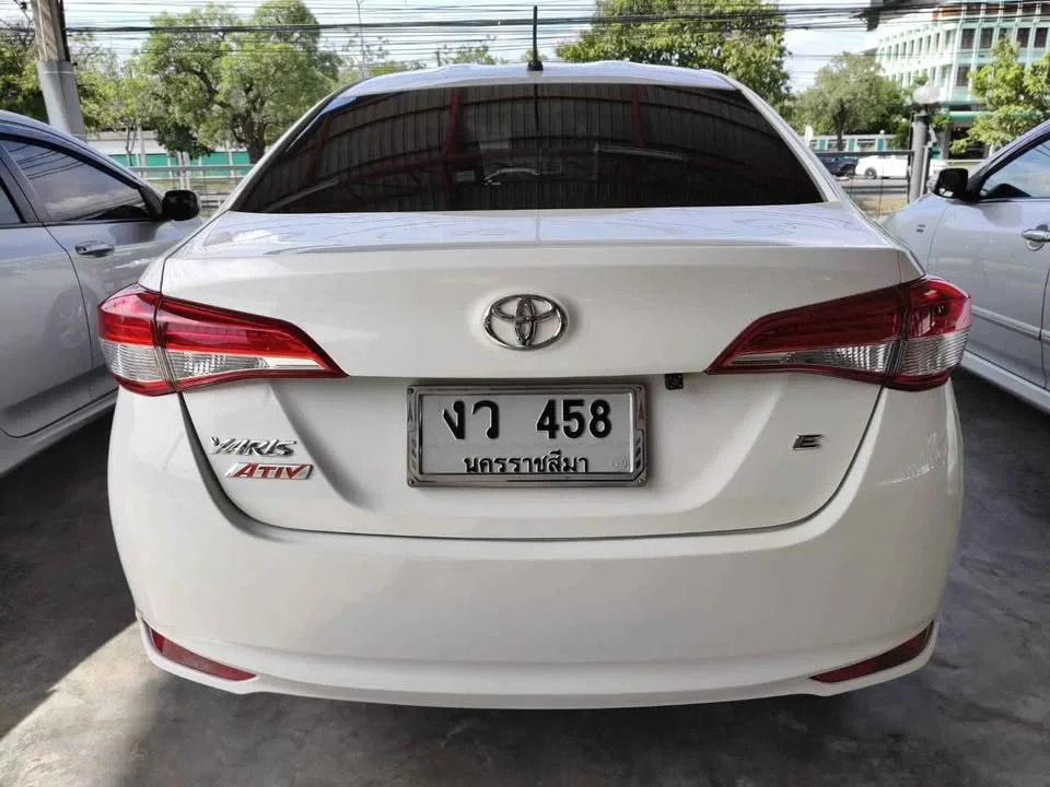 2018 Toyota Yaris ATIV III 2