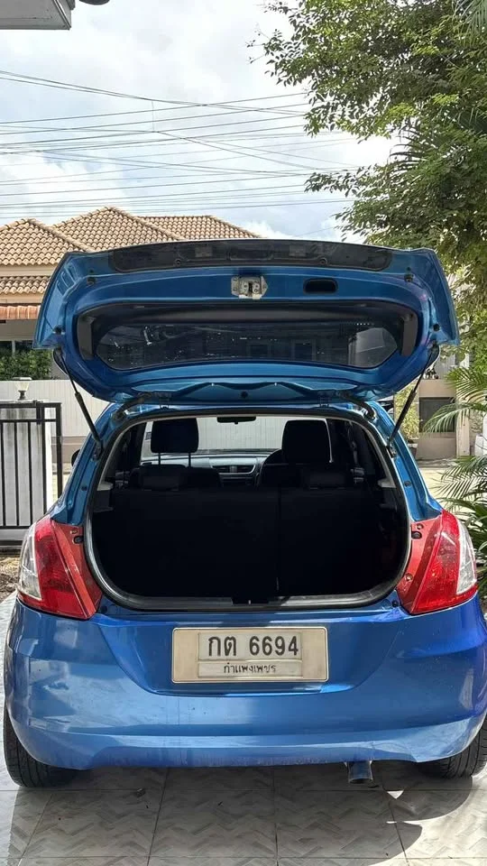 2016 Suzuki Swift II 2