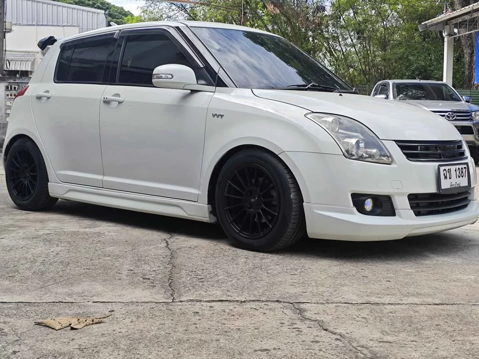 2010 Suzuki Swift I 2