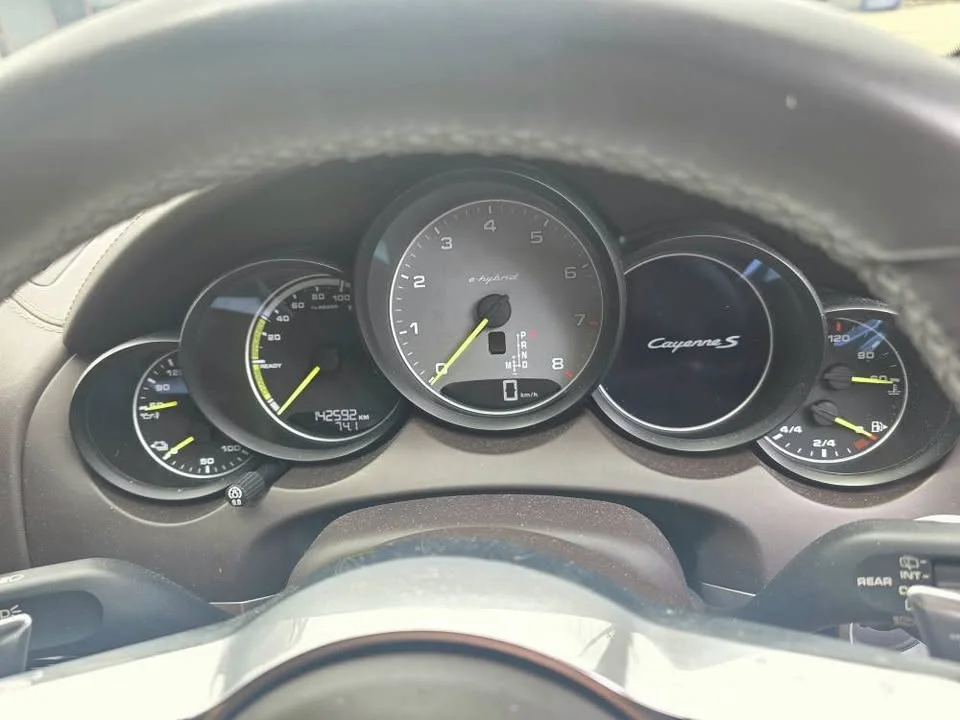 2015 Porsche Cayenne II 3