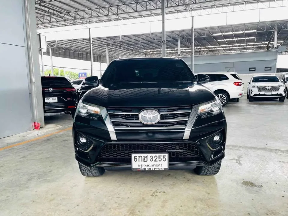 2018 Toyota Fortuner II 3