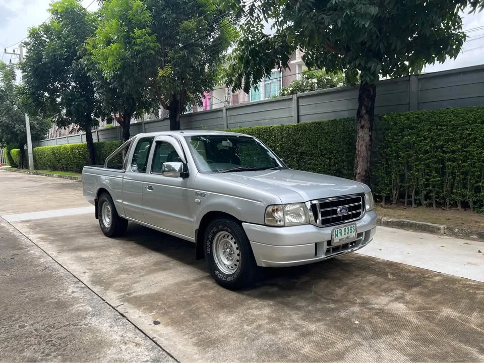 2005 Mazda 2500 Fighter V 2