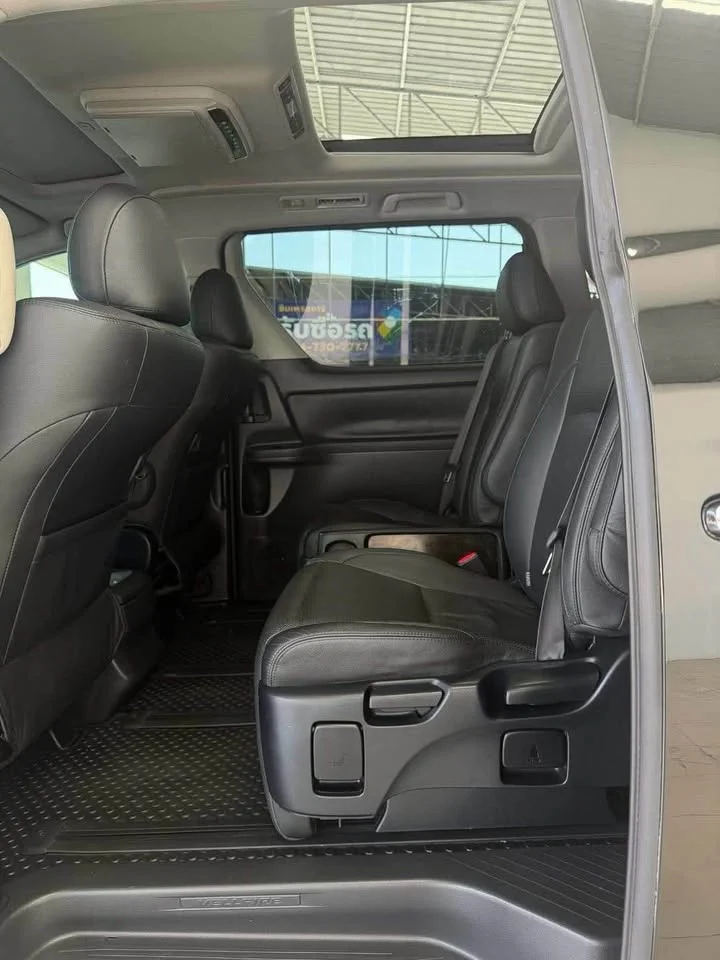 2010 Toyota Alphard, Vellfire II (AH20) 3