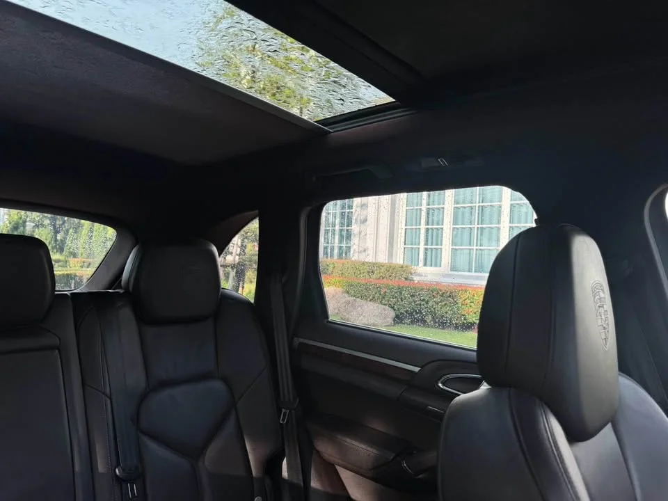 2011 Porsche Cayenne II 2